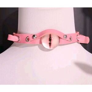 New Without Tags Pink Dragon Eye Choker Necklace Vegan Leather  17.25"